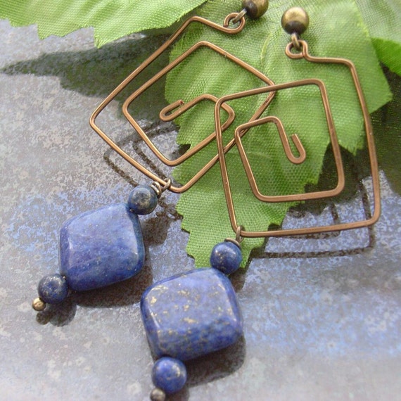Earrings lapis and wire work stud bronze von BlueForestJewellery