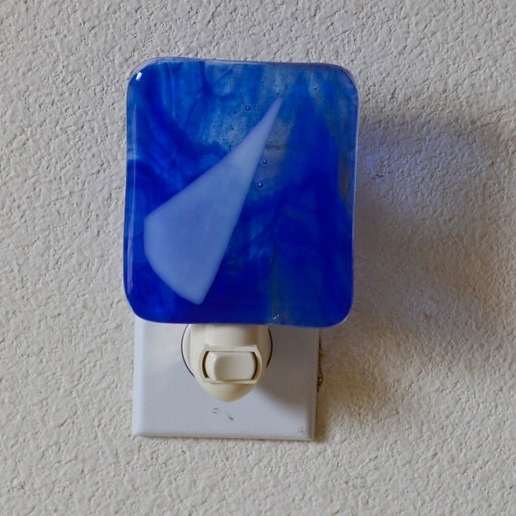 Fused glass art nightlight von eyeseesage auf Etsy