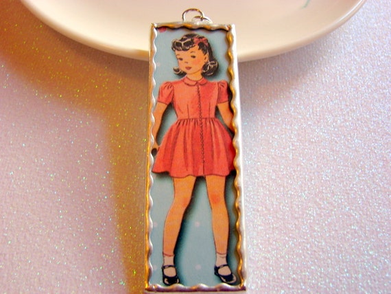 Soldered Glass Art Pendant Little Girl in a Red von mimiandlucy